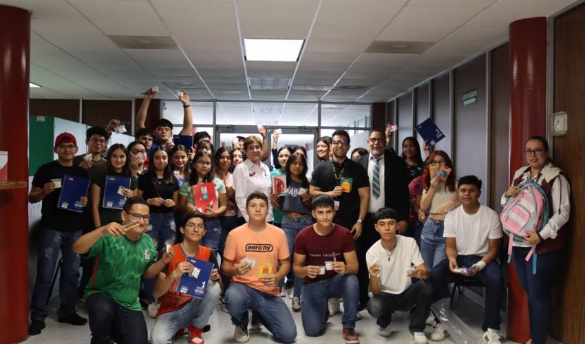 INJUVE, Proyecto “Lápices y Sonrisas”