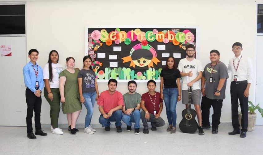 Periódico mural mes de Septiembre