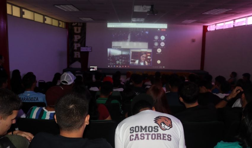 Capacitación “Jóvenes Escribiendo el Futuro”