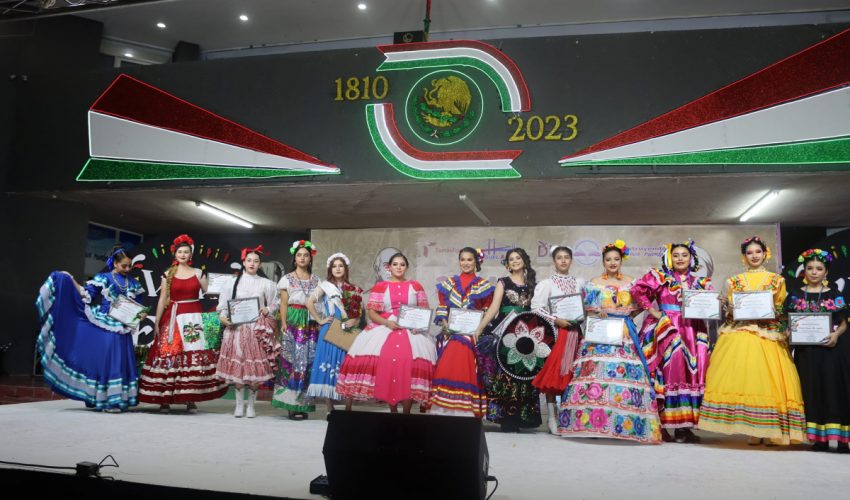 La UPRR participa en el Certamen Señorita Independencia.