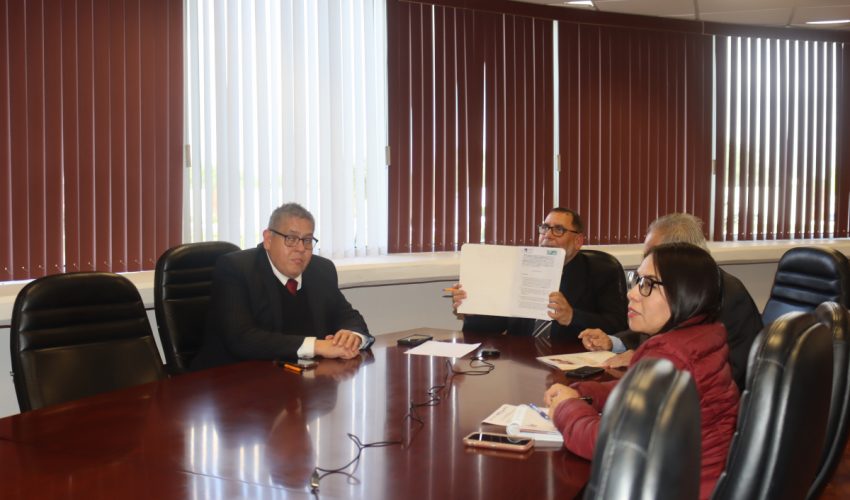 Firma de convenio de colaboración con la UPQRoo