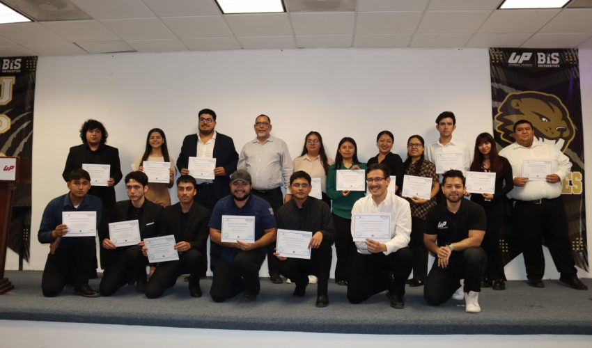 Reconocimientos a estudiantes de LAGE por participar en el XII Desafío Internacional en Simulación de Negocios de Companygame