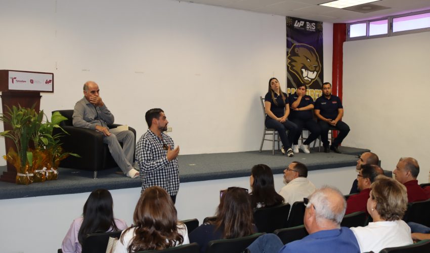 Conferencia “La experiencia de recibir estudiantes en la empresa EXCEL”