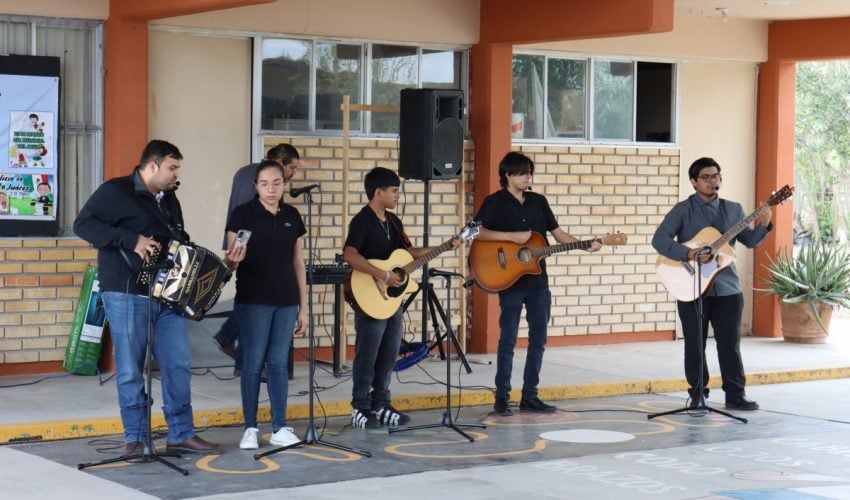 UPRR asiste al Centro de Atención Múltiple «Profra. Juanita Balderas López»